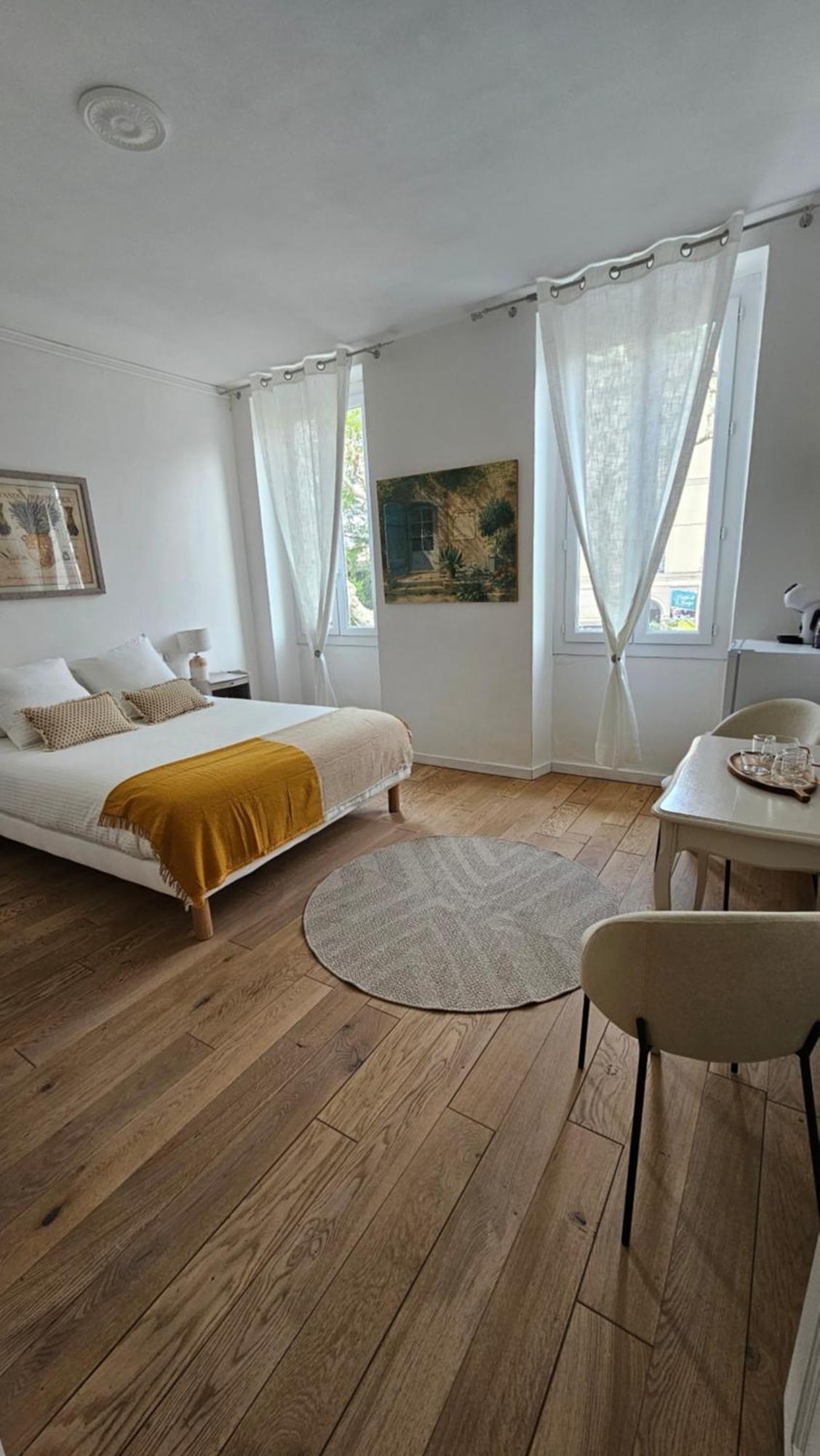 Les Chambres De Reseau Louisanne Saint-Rémy-de-Provence 외부 사진